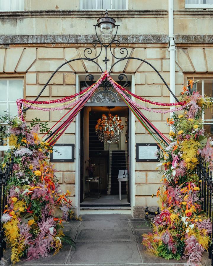 No 15 By Guesthouse, Бат Екстериор снимка The entrance to the restaurant in 2019