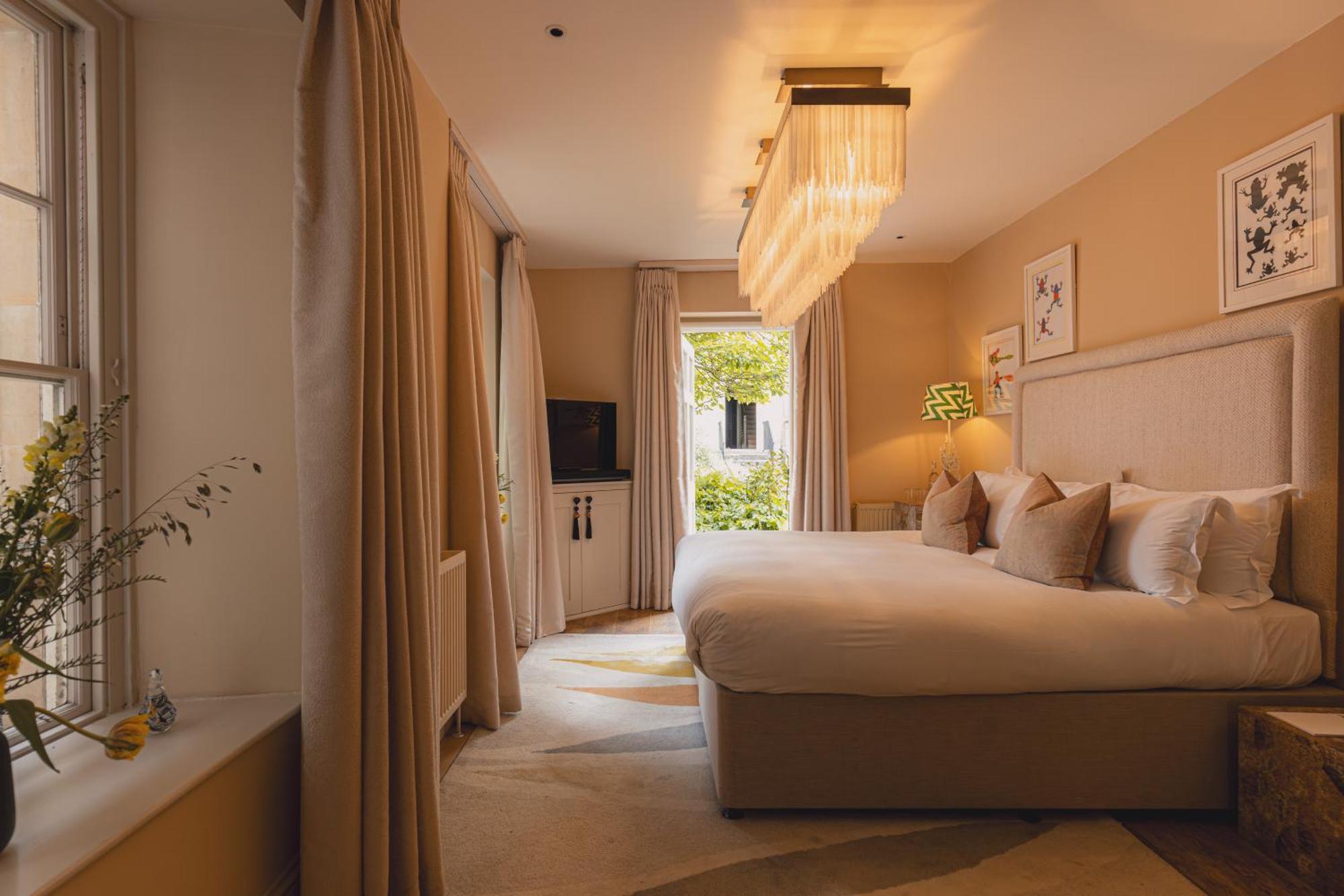 No 15 By Guesthouse, Бат Екстериор снимка A room at The Ivy Collection